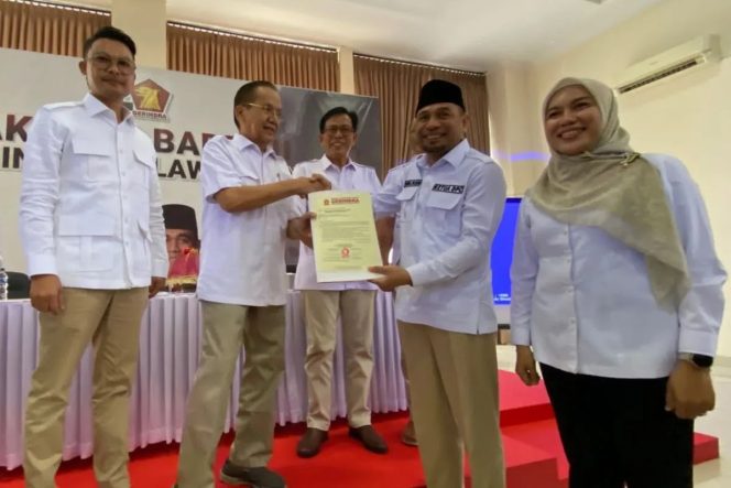 
 DPD Gerindra Sulteng Berikan Rekomendasi Tujuh Bacalon Kepala Daerah 