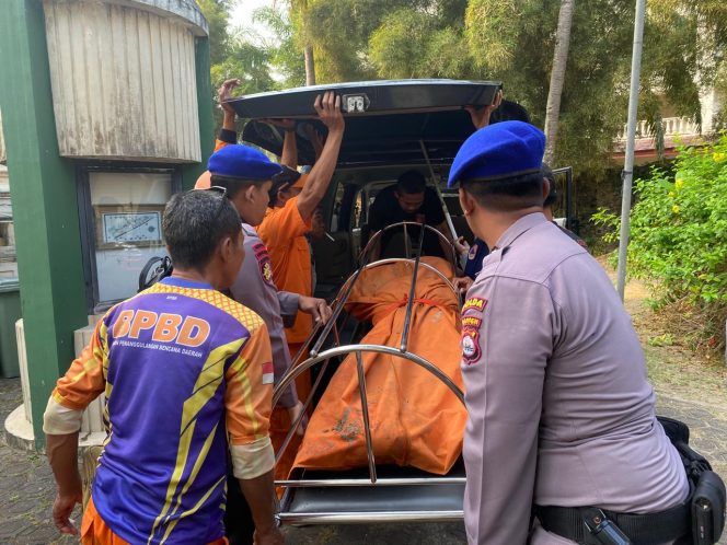 
 Ditpolairud Polda Banten Ungkap Identitas Mayat WNA yang Ditemukan di Pantai Anyer