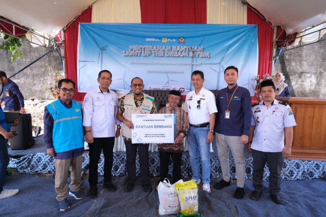 
 Program Donasi Insan PLN Kembali Bantu Nyalakan Sambungan Listrik di 60 Rumah