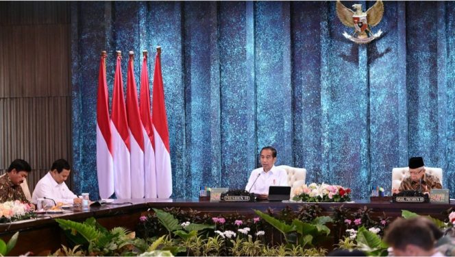 
 Presiden Jokowi Gelar Sidang Kabinet Paripurna Perdana di IKN