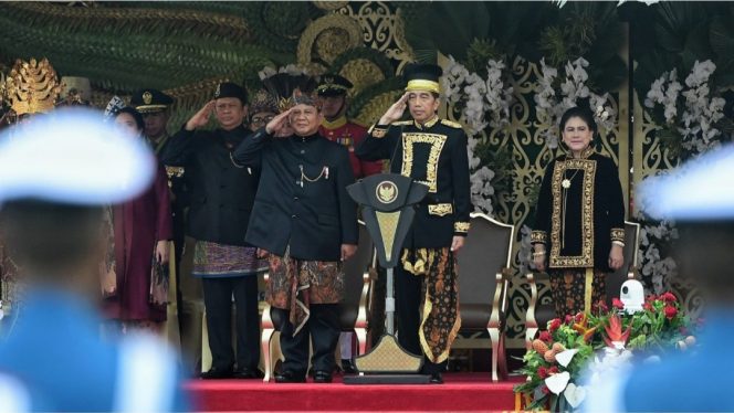 
 Pertama Kali, Presiden Jokowi Pimpin Upacara Peringatan Detik-Detik Proklamasi HUT Ke-79 RI di IKN