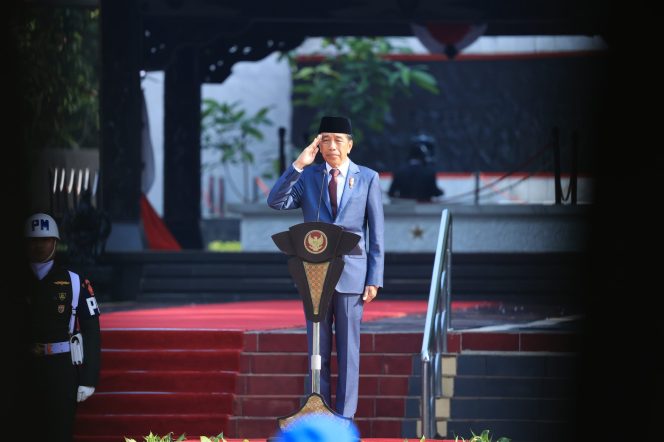 
 Presiden Jokowi Pimpin Upacara Hari Kesaktian Pancasila di Lubang Buaya, Kapolri Turut Mendampingi