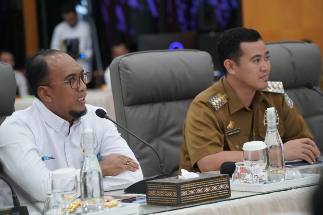 
 Pemkab Pangkep Apresiasi Upaya PLN Listriki Kepulauan dengan Energi Bersih