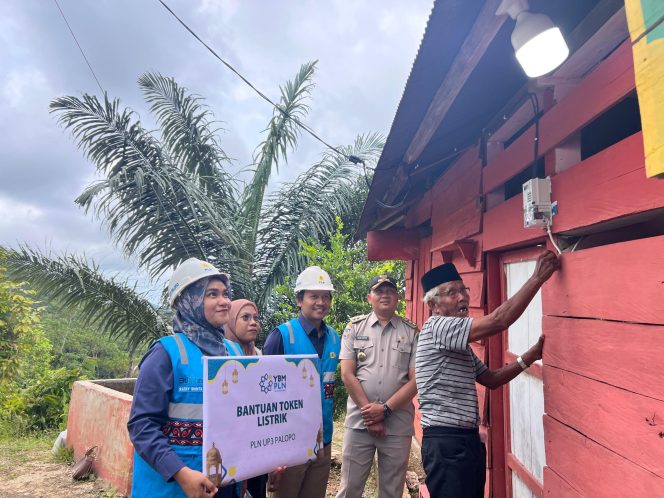 
 Wujudkan Energi Berkeadilan, PLN Hadir Terangi Dusun Terpencil di Palopo