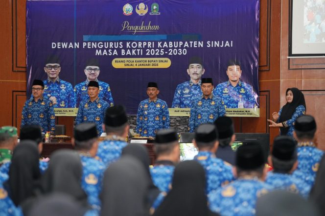 
 Pj Gubernur Sulsel Saksikan Pengukuhan Kopri Sinjai, Harap Jadi Pelopor Reformasi Birokrasi di Daerah