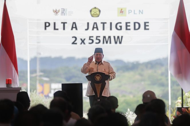 
 Gebrakan 100 Hari, Presiden Prabowo Resmikan 37 Proyek Ketenagalistrikan Nasional sebagai Fondasi Mengejar Target Pertumbuhan Ekonomi 8 Persen