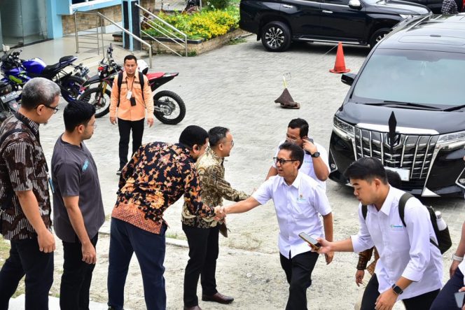 
 Menkes RI Budi Gunadi Sadikin Kunjungi RS Undata Sulteng