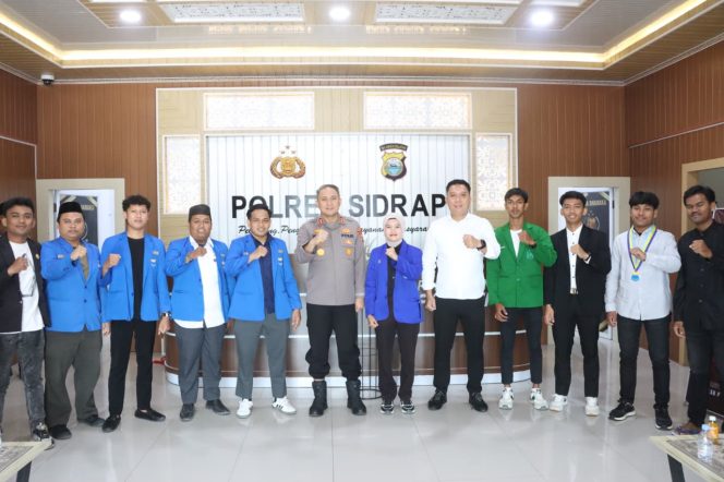 
 Kapolres Sidrap Ajak Mahasiswa Jaga Nama Baik Sidrap 
