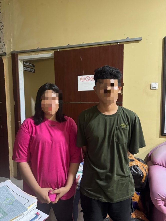 
 Penyedia Jasa Layanan Seksual Diduga Beroperasi via MiChat Dibekuk Polres Sidrap